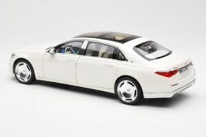 Mercedes Maybach S680 4Matic X223 Diamond Balts Norev 1:18 183918 Metāls — attēls 7 no 8