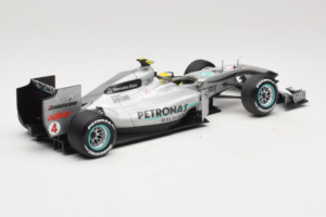 Mercedes MGP W01 #4 N. Rosberg Mercedes GP 2010 Minichamps 1:18 110100004 Metāls — attēls 2 no 7
