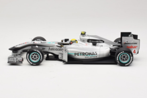 Mercedes MGP W01 #4 N. Rosberg Mercedes GP 2010 Minichamps 1:18 110100004 Metāls — attēls 3 no 7