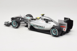 Mercedes MGP W01 #4 N. Rosberg Mercedes GP 2010 Minichamps 1:18 110100004 Metāls — attēls 5 no 7