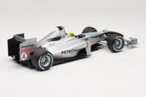 Mercedes MGP W01 #4 N. Rosberg Mercedes GP Showcar 2010 Minichamps 1:18 150100074 Metāls — attēls 2 no 7