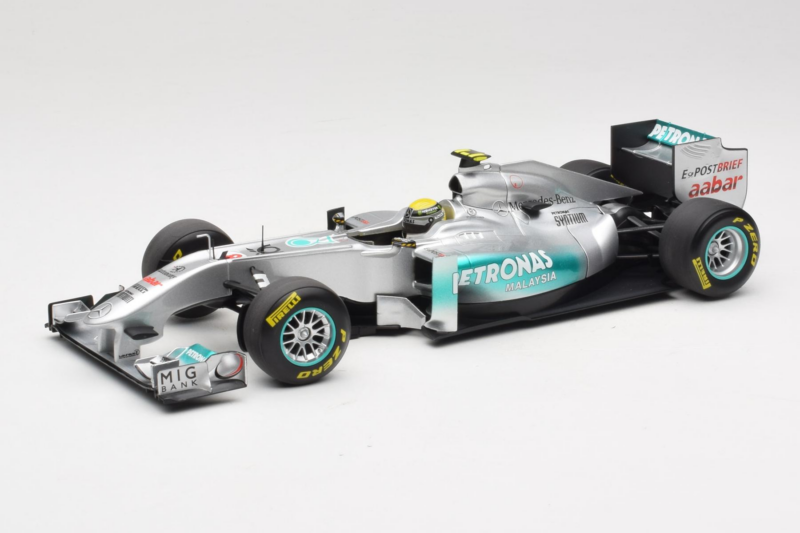 Mercedes MGP W02 #8 N. Rosberg Mercedes GP Showcar 2011 Minichamps 1:18 110110078 Metāls