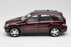 Mercedes ML W164 Red Metallic Minichamps 1:18 150034500 Metāls — attēls 4 no 8