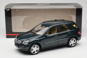 Mercedes ML W164 Green Metallic Minichamps 1:18 150034502 Metāls — attēls 8 no 8