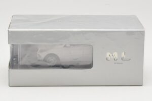 Mercedes ML W166 Calcit White Minichamps 1:43 B66960062 Metāls — attēls 4 no 4