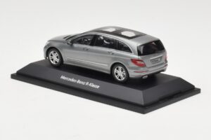 Mercedes R-Class W251 Palladium Silver Metallic Minichamps 1:43 B66960055 Metāls — attēls 3 no 4