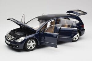 Mercedes R-Class W251 Tanzanīts Zils Minichamps 1:18 150034600 Metāls — attēls 2 no 8