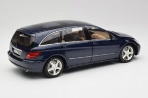 Mercedes R-Class W251 Tanzanīts Zils Minichamps 1:18 150034600 Metāls — attēls 3 no 8