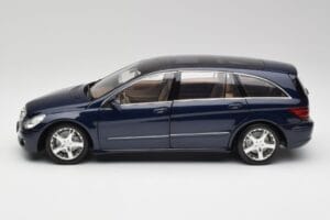 Mercedes R-Class W251 Tanzanīts Zils Minichamps 1:18 150034600 Metāls — attēls 4 no 8