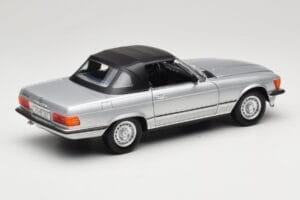 Mercedes R107 380 SL Sudrabs Norev 1:18 183725 Metāls — attēls 3 no 8