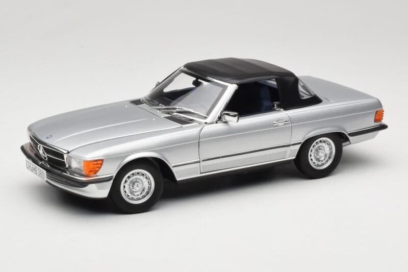 Mercedes R107 380 SL Sudrabs Norev 1:18 183725 Metāls