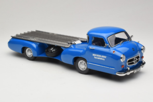 Mercedes Renntransporter Blaues Wunder iScale 1:18 118000000006-P1 Metāls — attēls 4 no 6