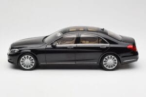 Mercedes S-Class W222 Melns Metallic Norev 1:18 183480 Metāls — attēls 4 no 8