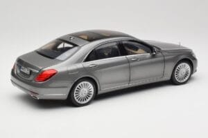 Mercedes S-Class W222 Grey Metallic Norev 1:18 183481 Metāls — attēls 3 no 8