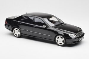 Mercedes AMG S55 W220 Melns Otto 1:18 OT832 Sveķi — attēls 4 no 6