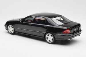 Mercedes AMG S55 W220 Melns Otto 1:18 OT832 Sveķi — attēls 5 no 6