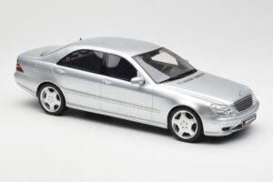 Mercedes AMG S55 W220 Sudrabs Otto 1:18 OT292 Sveķi — attēls 4 no 6