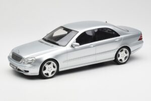 Mercedes AMG S55 W220 Sudrabs Otto 1:18 OT292 Sveķi