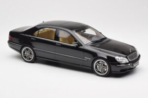 Mercedes AMG S65 W220 Melns Otto 1:18 OT846 Sveķi — attēls 4 no 6