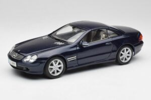Mercedes SL 500 R230 Zils Maisto 1:18 B66962126 Metāls