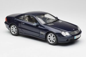 Mercedes SL 500 R230 Zils Maisto 1:18 B66962126 Metāls — attēls 6 no 8