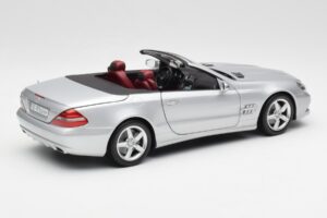 Mercedes SL 500 R230 Kabriolets Iridium Sudrabs Minichamps 1:18 B66962388 Metāls — attēls 3 no 8