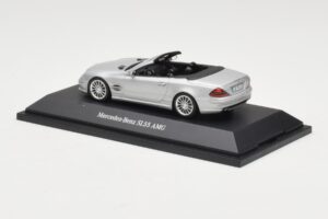 Mercedes SL 55 AMG R230 Sudrabs Minichamps 1:43 B66962347 Metāls — attēls 3 no 4