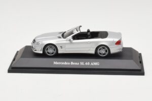 Mercedes SL 65 AMG R230 Sudrabs Minichamps 1:43 B66960601 Metāls