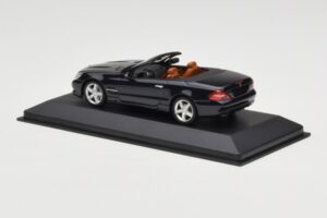 Mercedes SL R230 Melns Minichamps 1:43 B66961922 Metāls — attēls 3 no 4