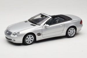 Mercedes SL R129 Sudrabs Minichamps 1:18 B66962133 Metāls
