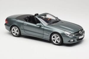 Mercedes SL R230 Amiant Green Minichamps 1:18 B66962389 Metāls — attēls 6 no 8