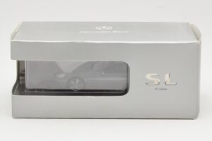 Mercedes SL R230 Palladium Silver Metallic Minichamps 1:43 B66962390 Metāls — attēls 4 no 4