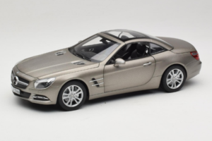 Mercedes SL500 R231 Dark Grey Matt Norev 1:18 183590 Metāls — attēls 3 no 9