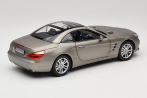 Mercedes SL500 R231 Dark Grey Matt Norev 1:18 183590 Metāls — attēls 4 no 9