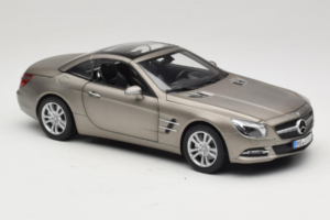 Mercedes SL500 R231 Dark Grey Matt Norev 1:18 183590 Metāls — attēls 7 no 9