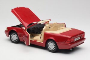 Mercedes SL500 R129 Sarkans Revell 1:18 08927 Metāls — attēls 5 no 8