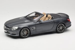 Mercedes SL65 AMG Black Series R230 Matte Black Maisto 1:18 36198 Metāls