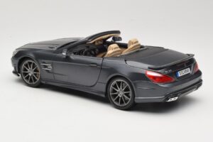 Mercedes SL65 AMG Black Series R230 Matte Black Maisto 1:18 36198 Metāls — attēls 7 no 8