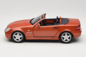 Mercedes SLK R170 230 AMG Orange Metallic Minichamps 1:18 B66005227 Metāls — attēls 4 no 9