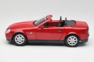 Mercedes SLK 230 R170 Sarkans Maisto 1:18 56023 Metāls — attēls 5 no 9