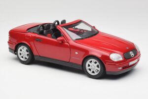 Mercedes SLK 230 R170 Sarkans Maisto 1:18 56023 Metāls — attēls 7 no 9