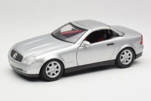 Mercedes SLK R170 Roadster Sudrabs Maisto 1:18 31674 Metāls