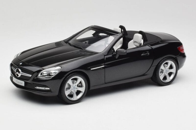 Mercedes SLK R172 Magnetite Melns Minichamps 1:18 B66960514 Metāls