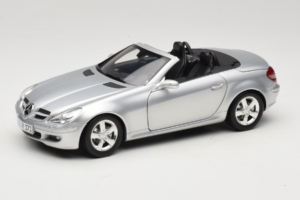 Mercedes SLK R171 Sudrabs Minichamps 1:18 B66962318 Metāls