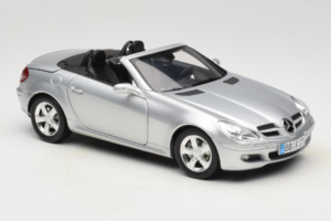 Mercedes SLK R171 Sudrabs Minichamps 1:18 B66962318 Metāls — attēls 7 no 9