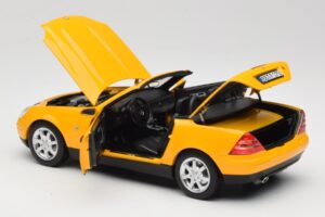 Mercedes SLK200 R170 Dzeltens Norev 1:18 B66040713 Metāls — attēls 6 no 9