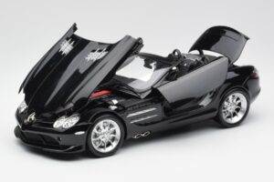 Mercedes SLR McLaren Roadster R199 Crystal Galaxit Melns Minichamps 1:18 B66961004 Metāls — attēls 2 no 8