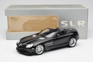 Mercedes SLR McLaren Roadster R199 Crystal Galaxit Melns Minichamps 1:18 B66961004 Metāls — attēls 8 no 8