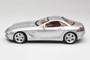 Mercedes SLR Vision Liquid Sudraba Maisto 1:18 B66962101 Metāls — attēls 4 no 8