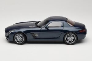 Mercedes SLS AMG C197 Blue Metallic Minichamps 1:18 100039021 Metāls — attēls 4 no 8